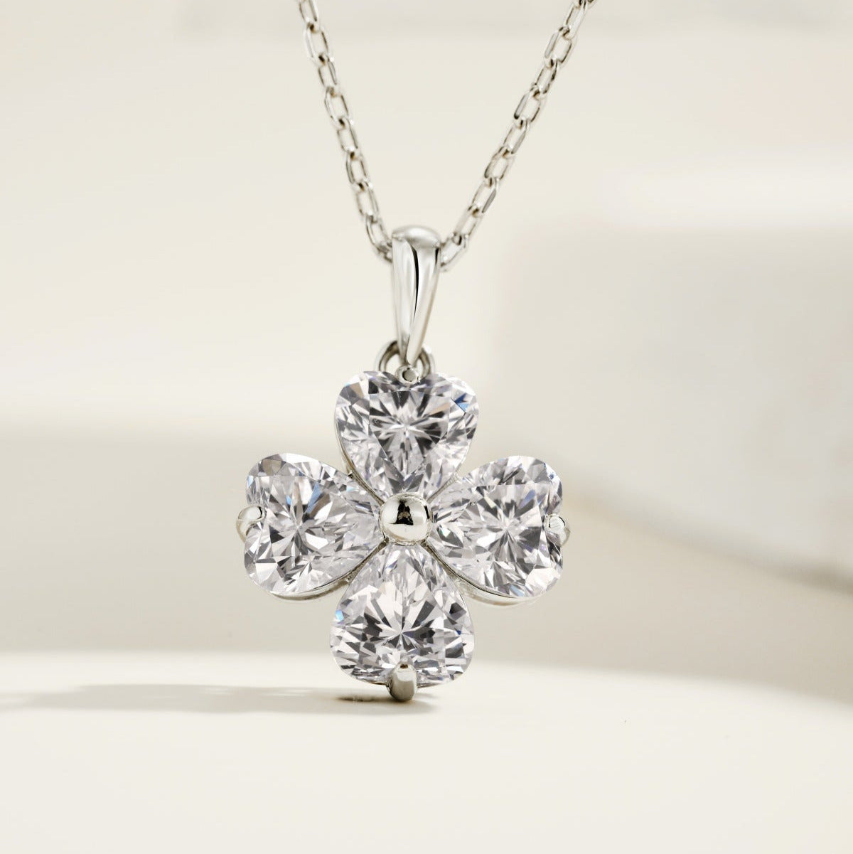 ZAINA™ Heart Petal Necklace 🍀