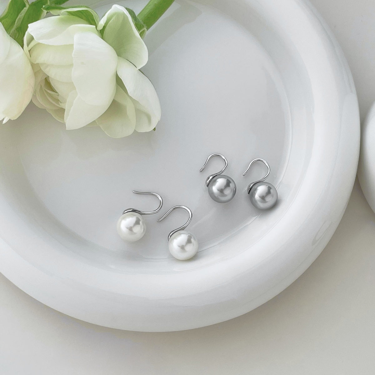 ZAINA™ Pearl Symphony Earrings 🐚