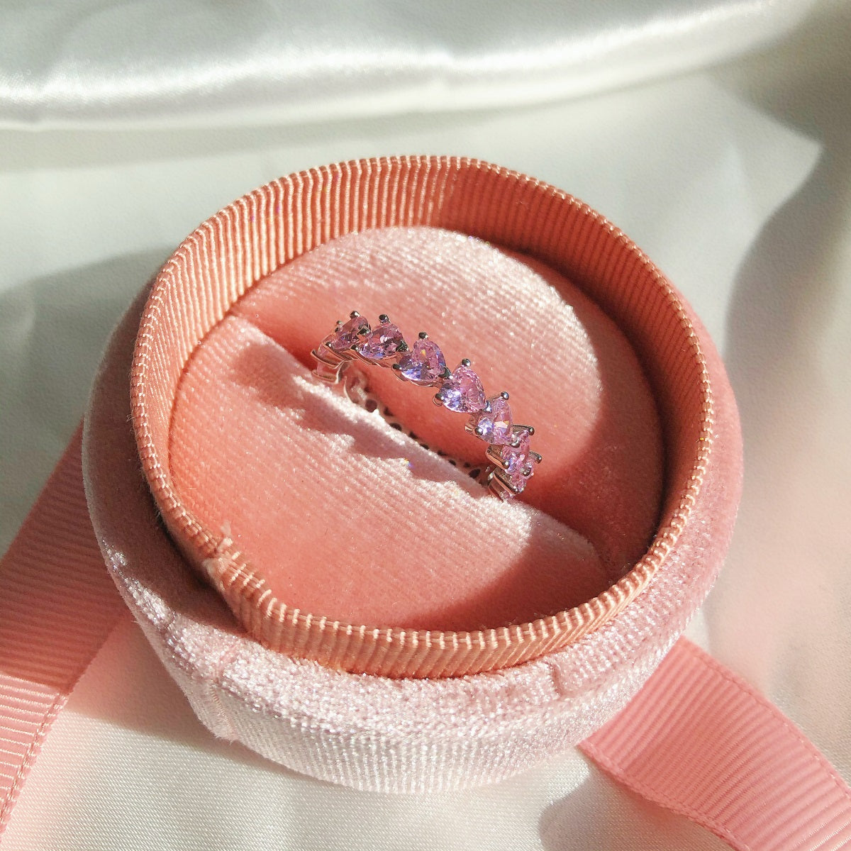 ZAINA™ Row of Hearts Ring 💖