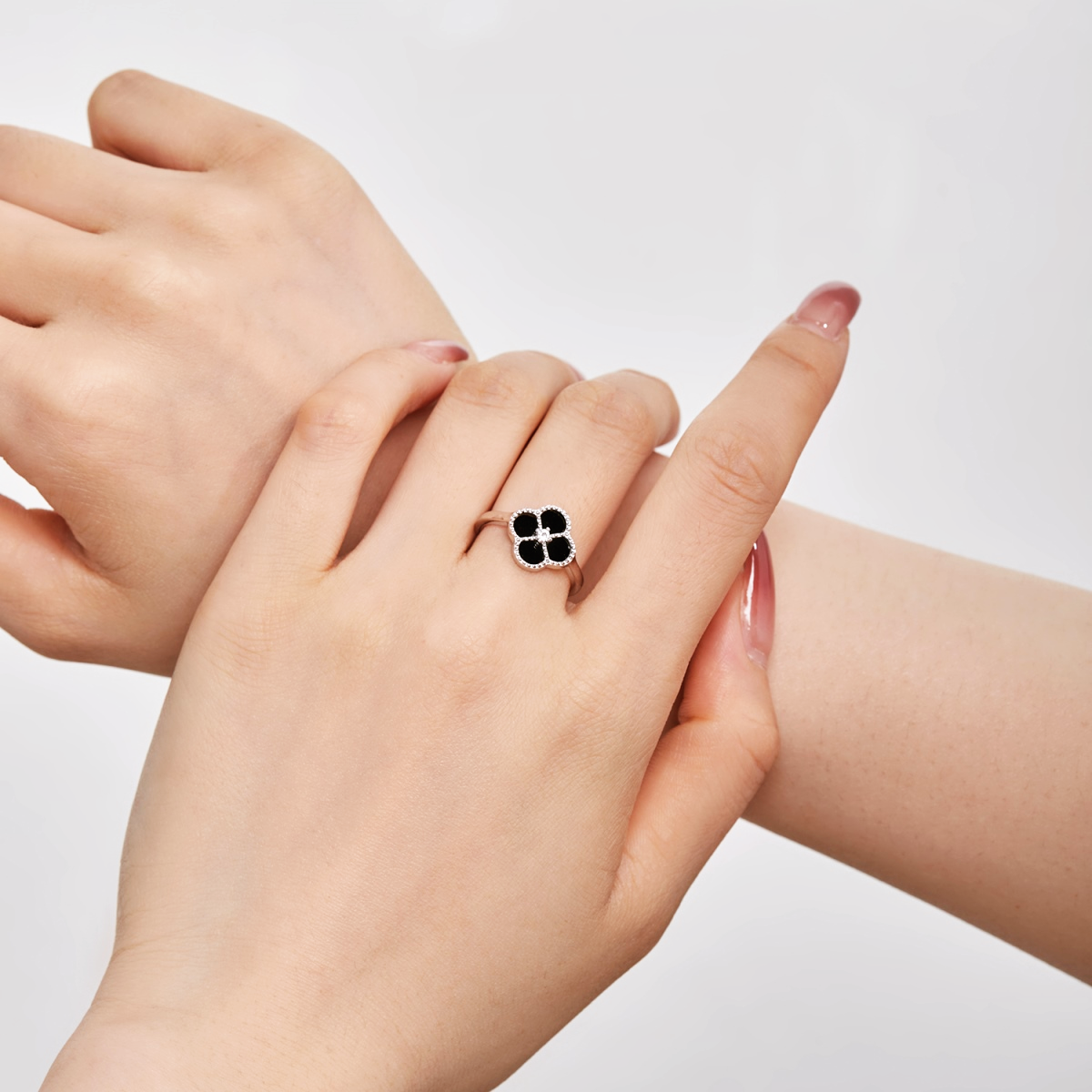 ZAINA™ Charmed Clover Ring ♣️