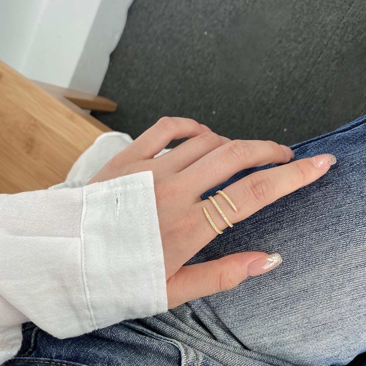 ZAINA™ Glowing Helix Ring 🌪️