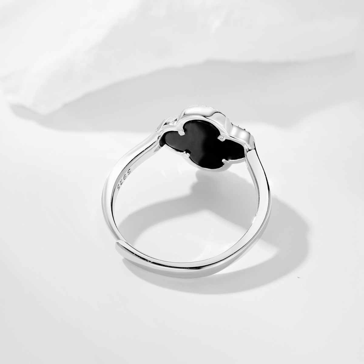 ZAINA™ Charmed Clover Ring ♣️