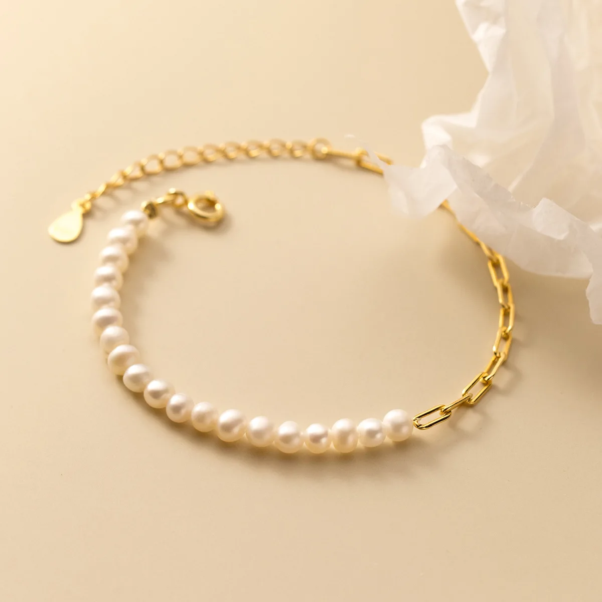 ZAINA™ Whisper of the Depths Bracelet 🐚