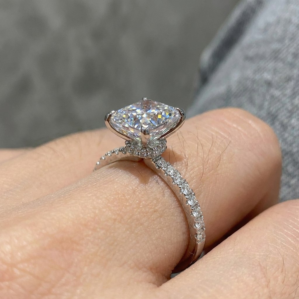 ZAINA™ Dazzling Ring