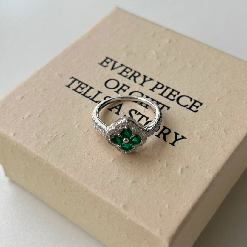 ZAINA™ Allure Ring