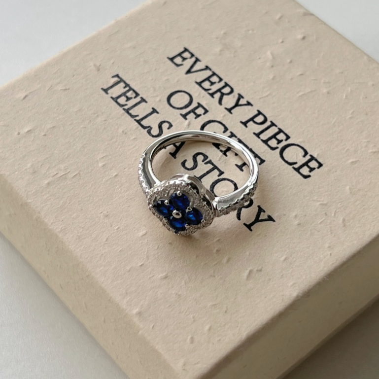 ZAINA™ Allure Ring
