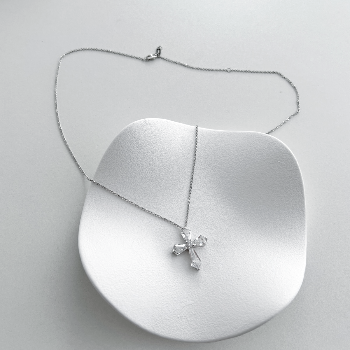ZAINA™ Radiant Cross Necklace ✤