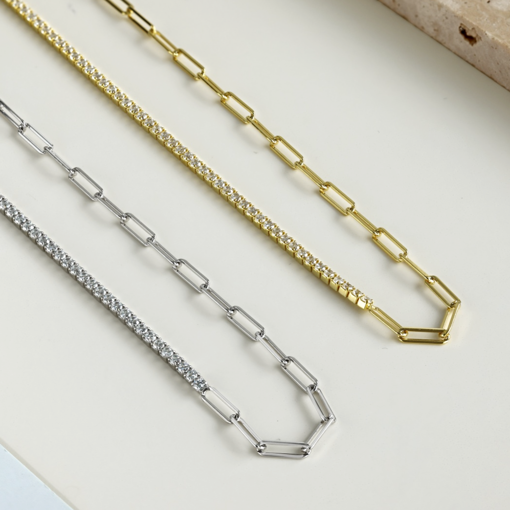 ZAINA™ Caught Light Necklace