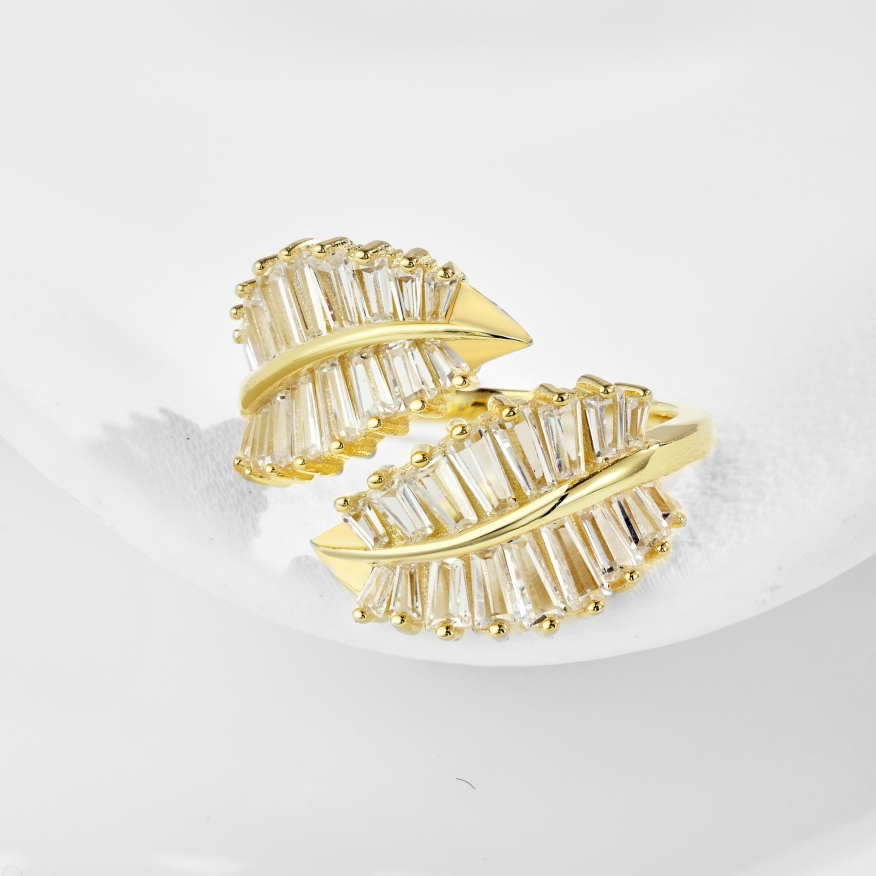 ZAINA™ Amira Ring 🌿