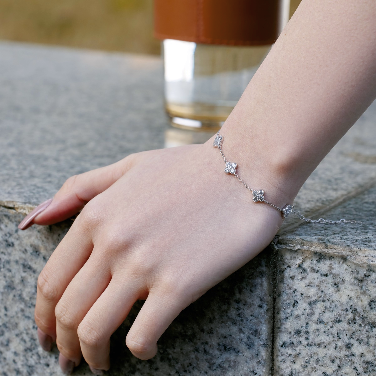 ZAINA™ Lucky Four-Leaf Bracelet 🌸