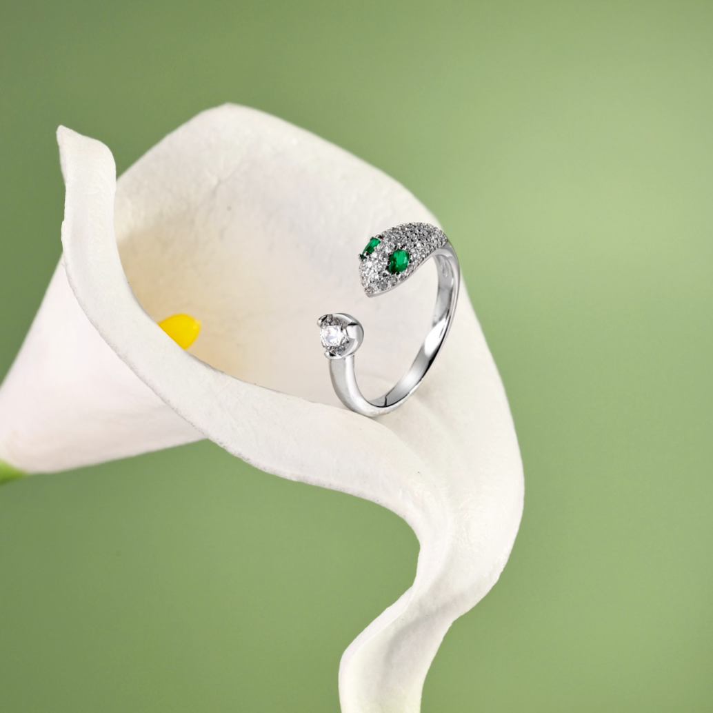 ZAINA™ Serpentine Ring