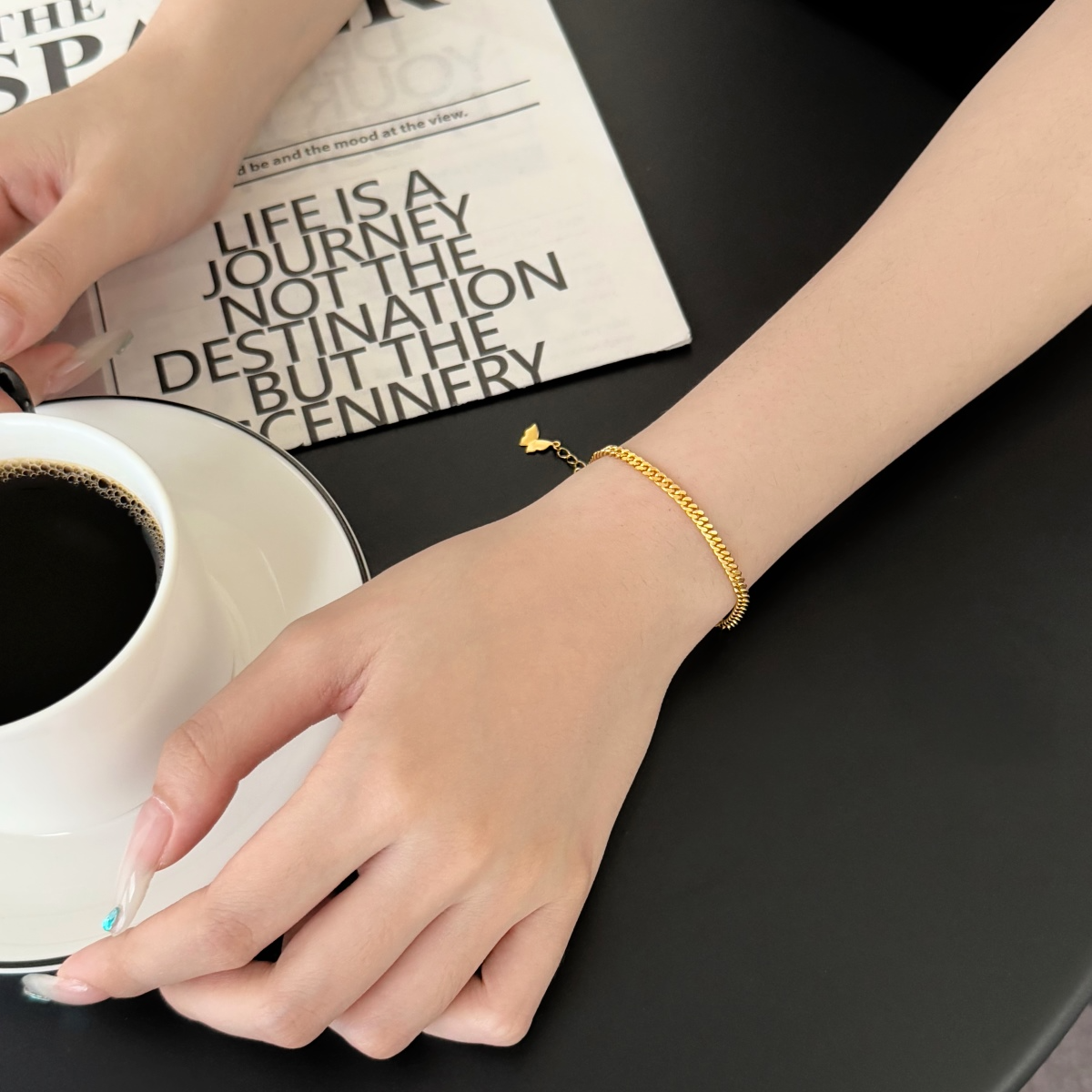 ZAINA™ Link Bracelet