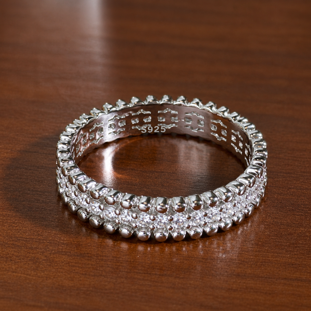 ZAINA™ Apex Ring