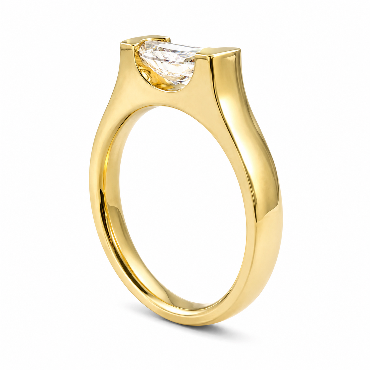 ZAINA™ Regent Ring