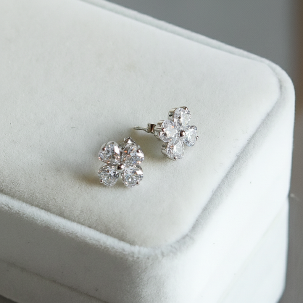 ZAINA™ Luck Heart Stud Earrings 🍀