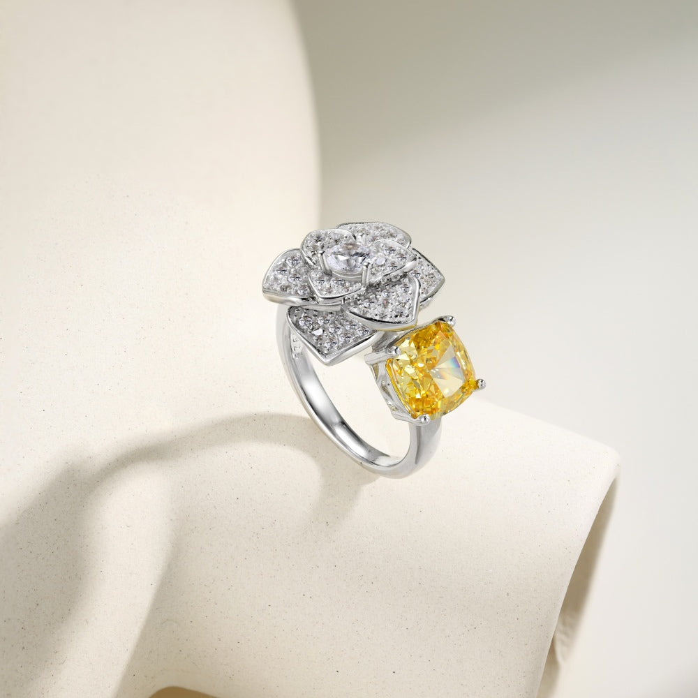 ZAINA™ Camellia Sunburst Ring 💐