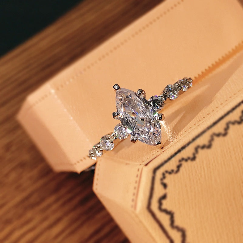 ZAINA™ Crown Ring