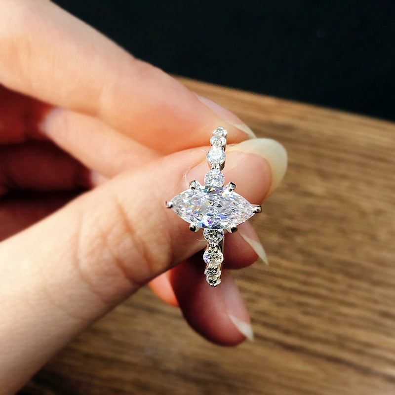 ZAINA™ Crown Ring