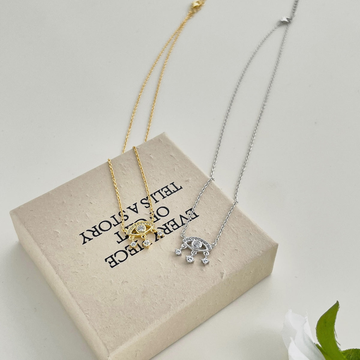 ZAINA™ Crystal Eye Necklace 👁️‍🗨️