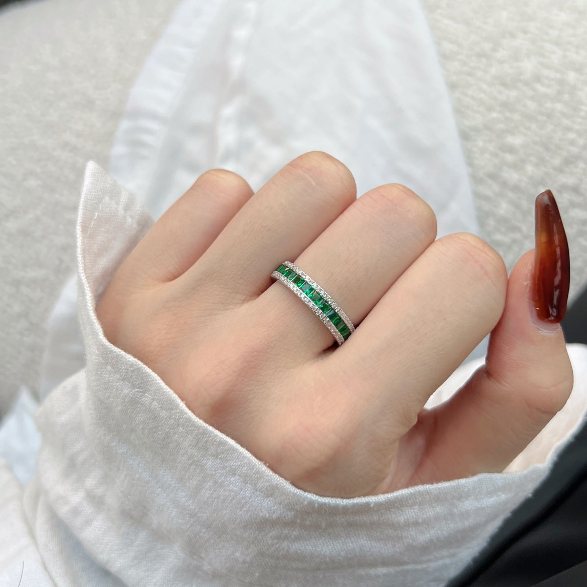 ZAINA™ Emerald Line Ring 💚