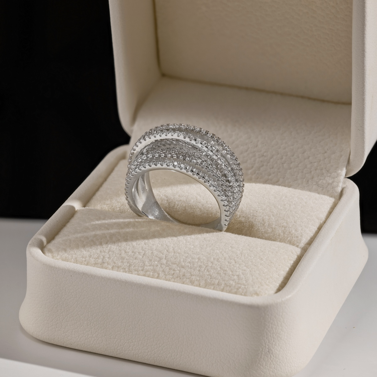 ZAINA™ Chic Weave Ring ➰