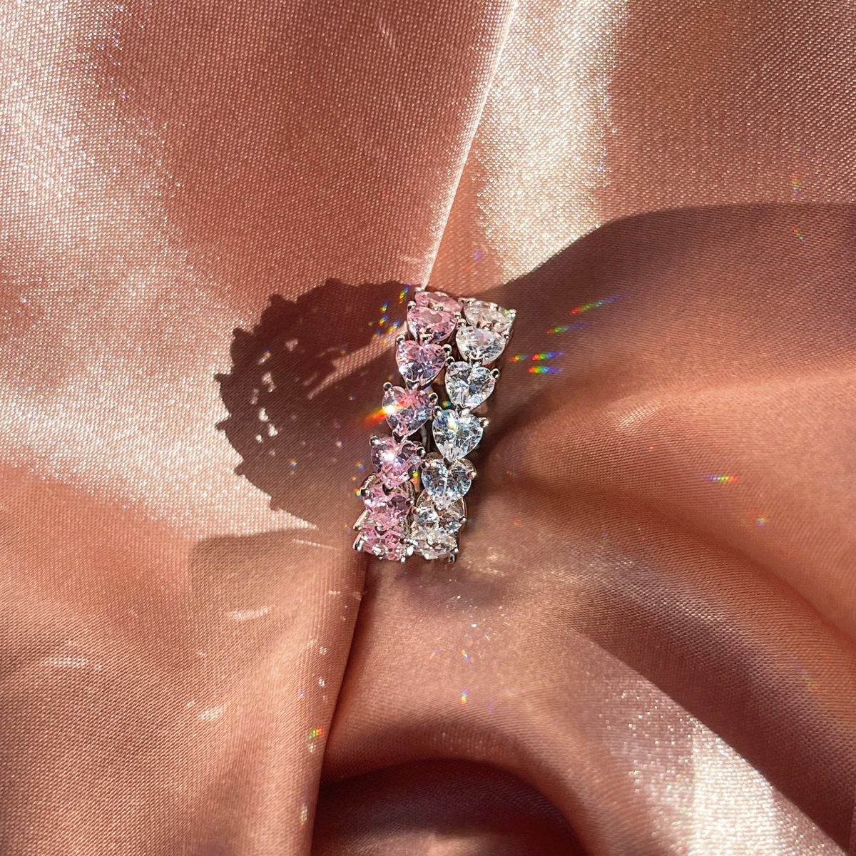 ZAINA™ Row of Hearts Ring 💖