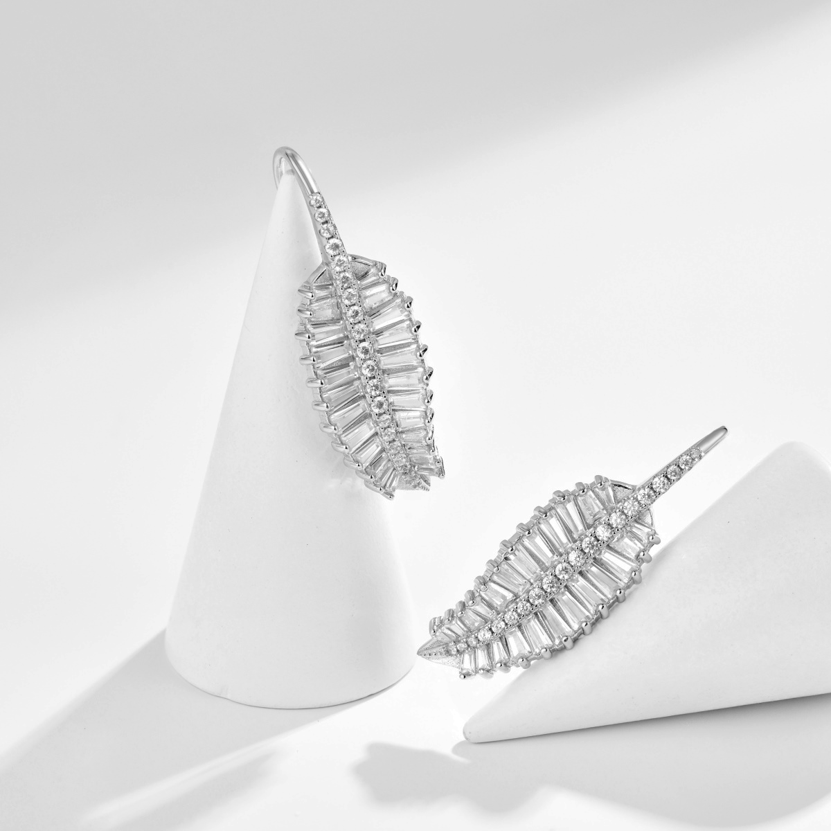 ZAINA™ Leaflight Earrings  🪶