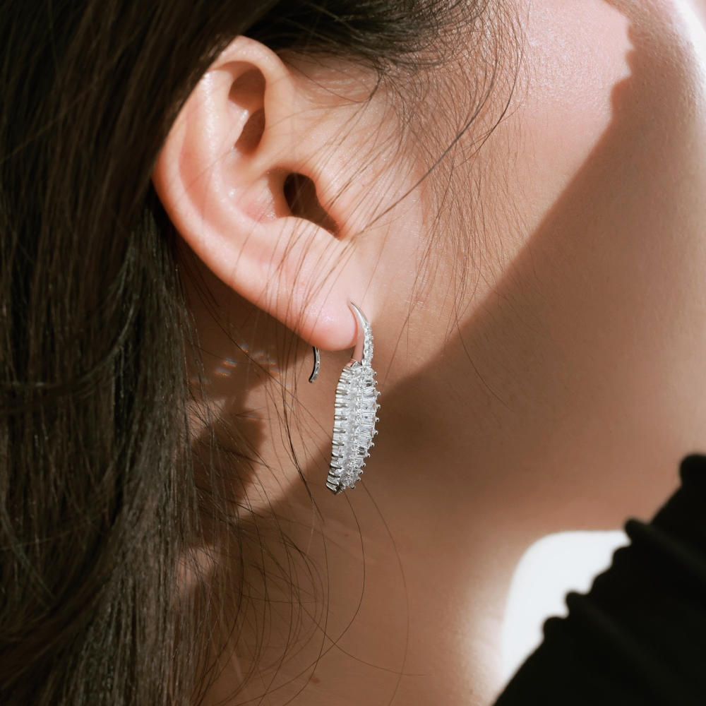 ZAINA™ Leaflight Earrings  🪶