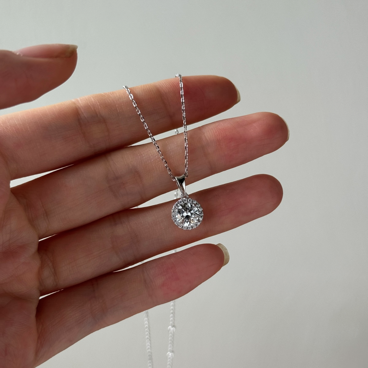 ZAINA™ Stellar Light Necklace 🌠