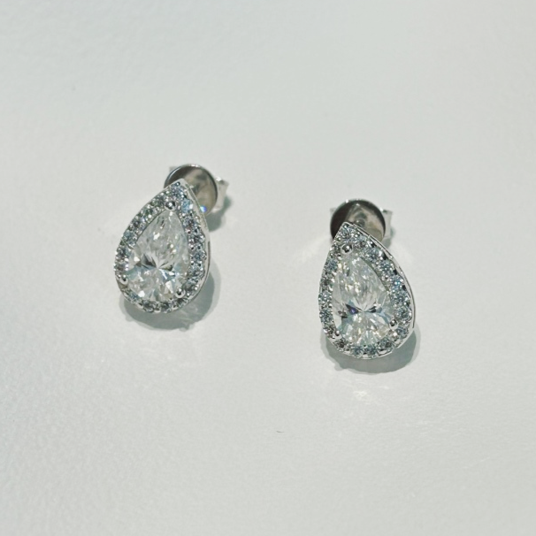 ZAINA™ Drop Sterling Silver Stud Earrings 💧