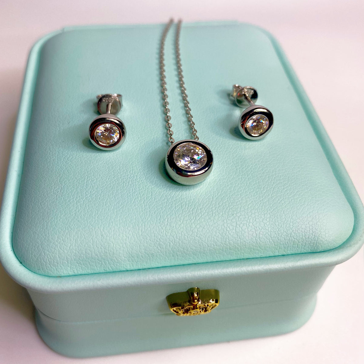 ZAINA™ Vega Necklace