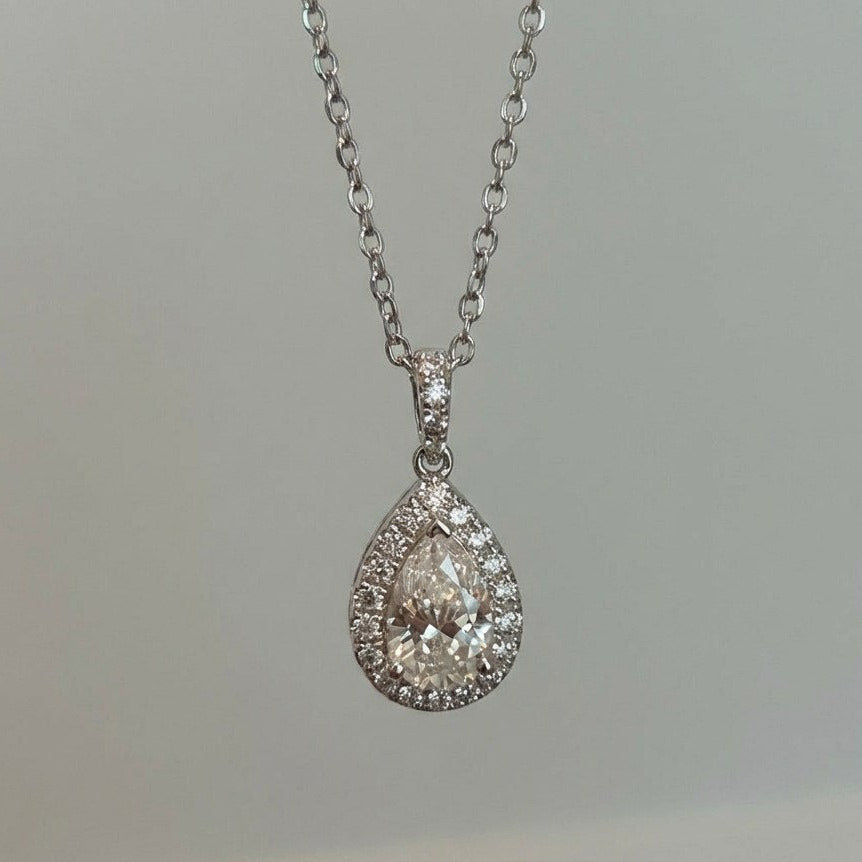 ZAINA™ Drop Necklace