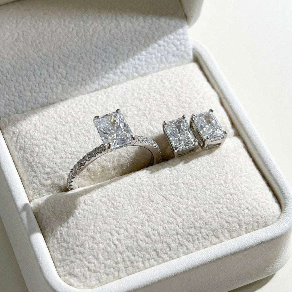 ZAINA™ Radiant Stud Earrings