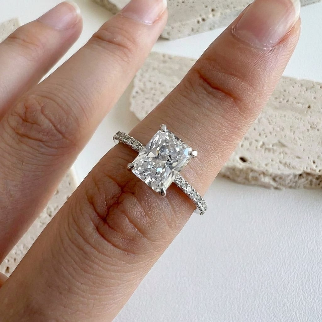 ZAINA™ Dazzling Ring